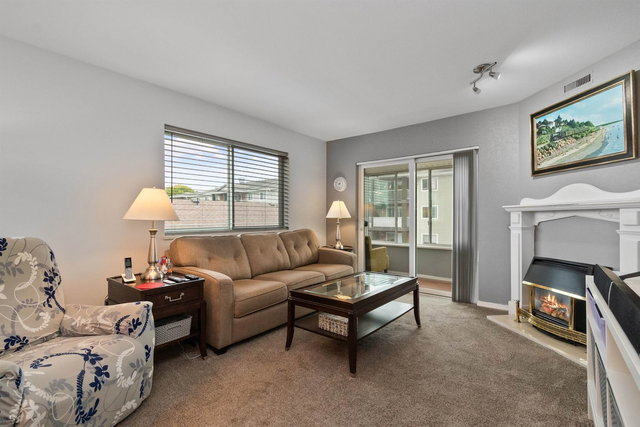 306 - 9175 Edward Street