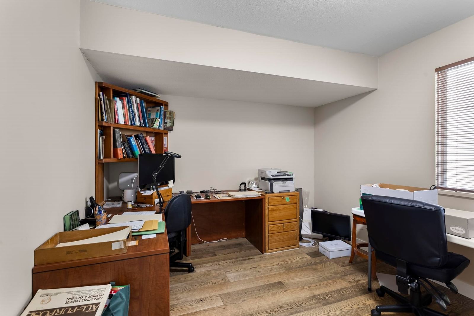 Listing Image 25