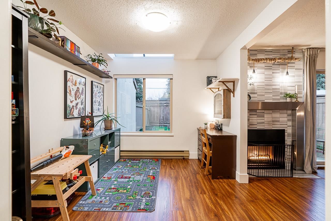 Listing Image 13