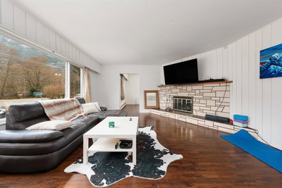 38850 Buckley Avenue | Squamish | Image
