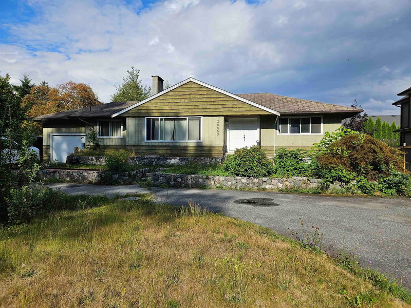 38850 Buckley Avenue, Squamish, V0N 3G0 | Image 2