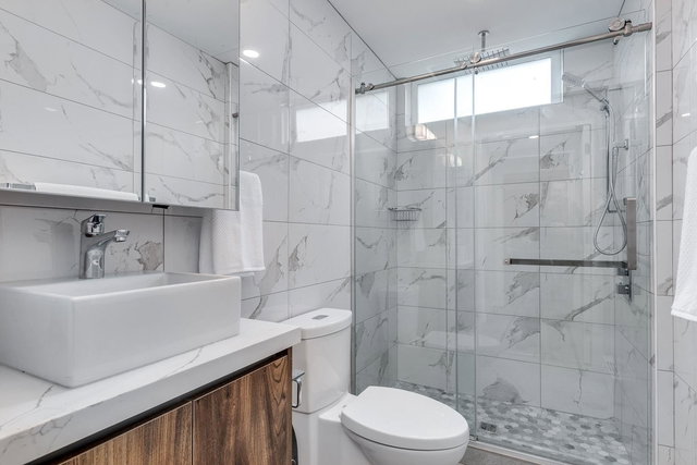 303 - 1170 Barclay Street