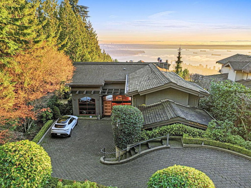 1626 Pinecrest Drive, West Vancouver, V7S 3H3 | Image 3