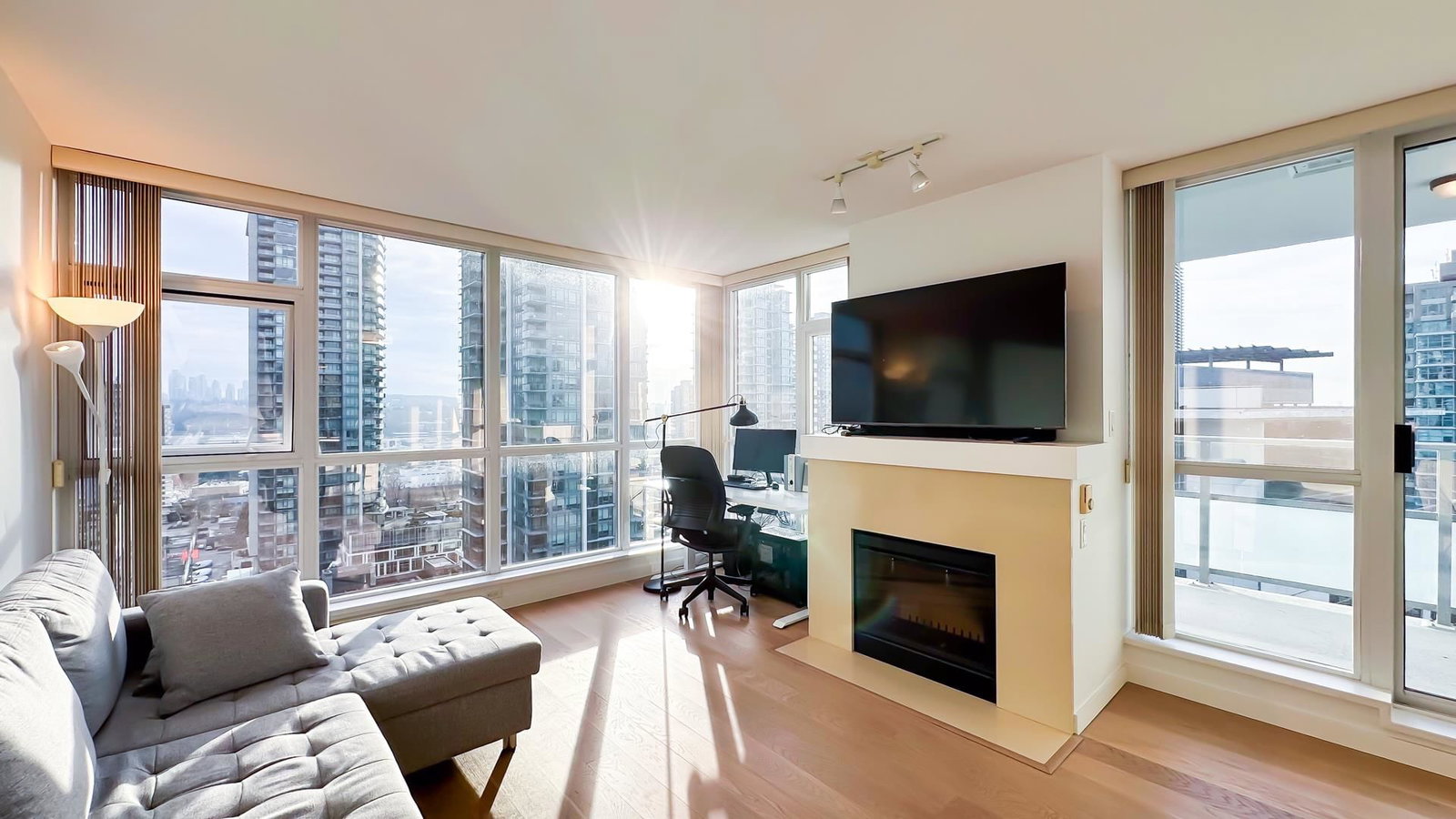 Listing Image 1
