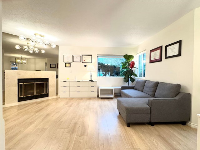 6 - 5111 Maple Road
