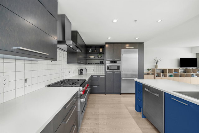 301 - 15445 Vine Avenue