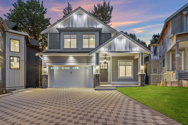 4 - 35133 Christina Place