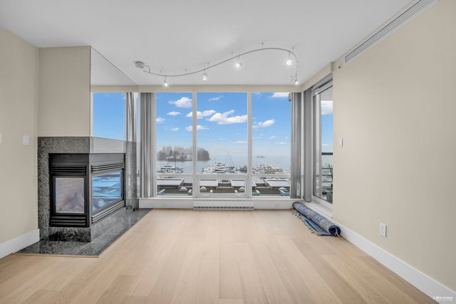 602 - 590 Nicola Street