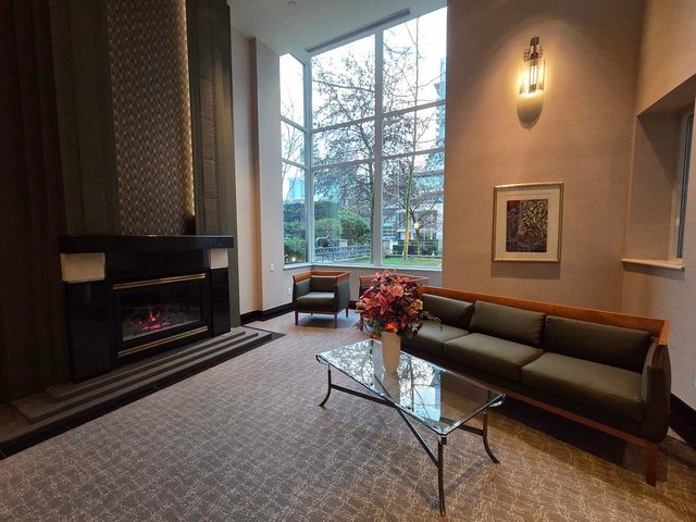 405 - 535 Nicola Street