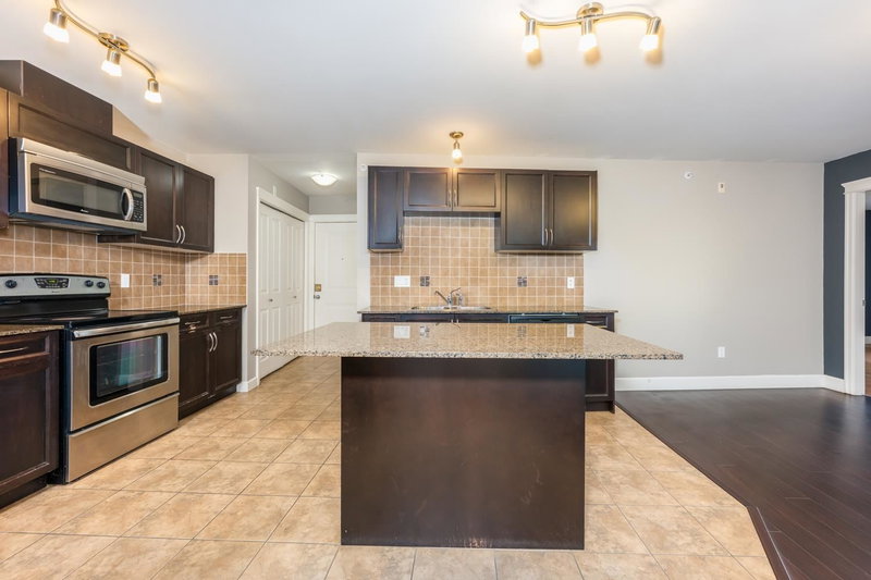 311 - 12088 75a Avenue, Surrey, V3W 1Y4 | Image 3