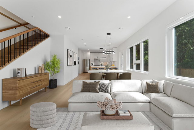 842 St. Denis Avenue