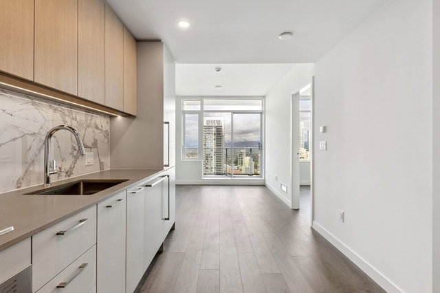 3208 - 6468 Willingdon Avenue