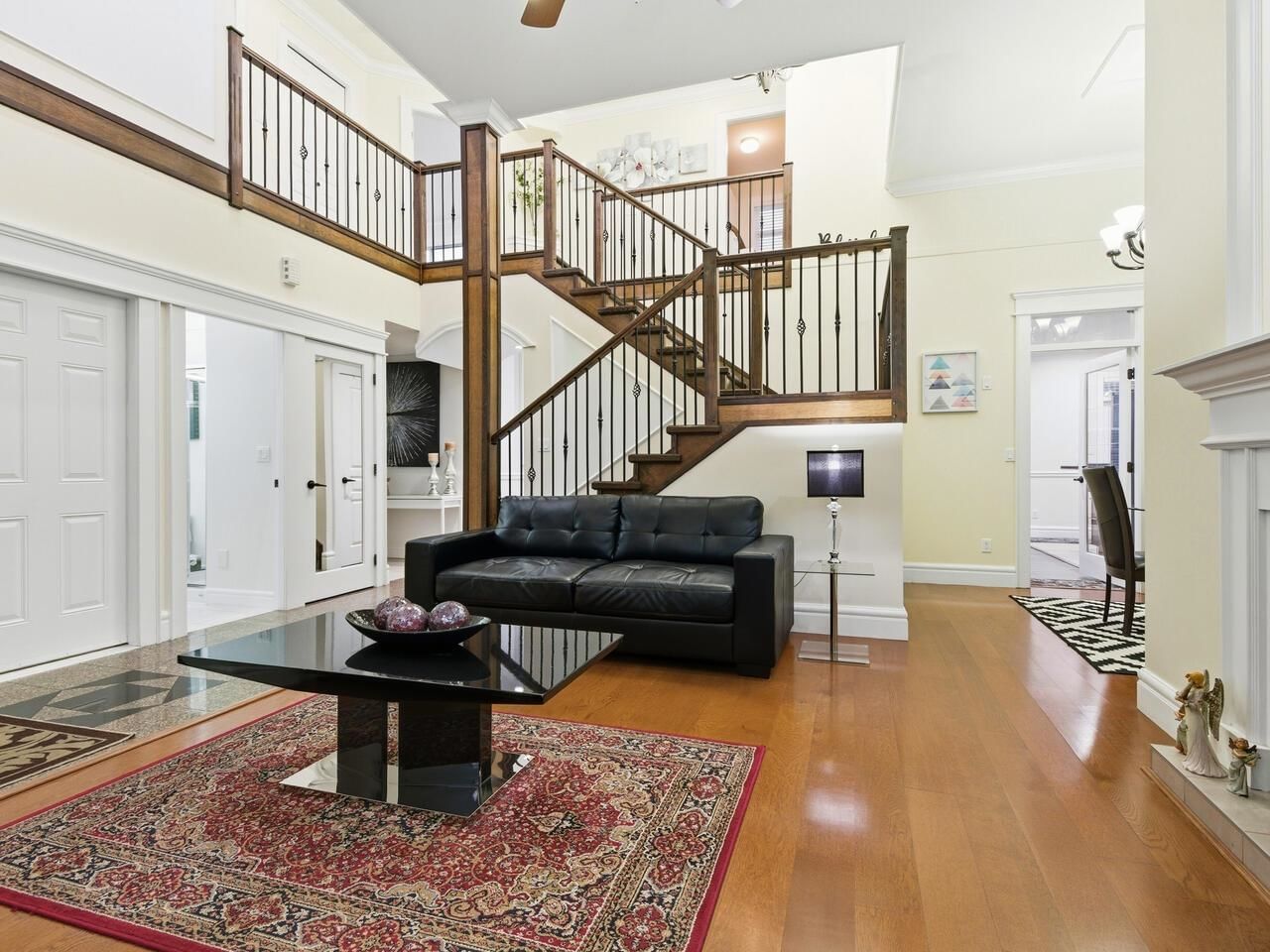 Listing Image 8