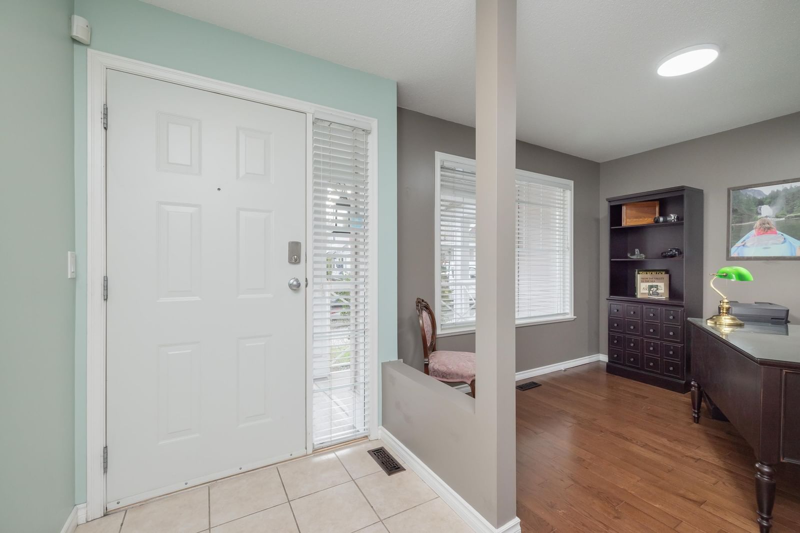 Listing Image 5