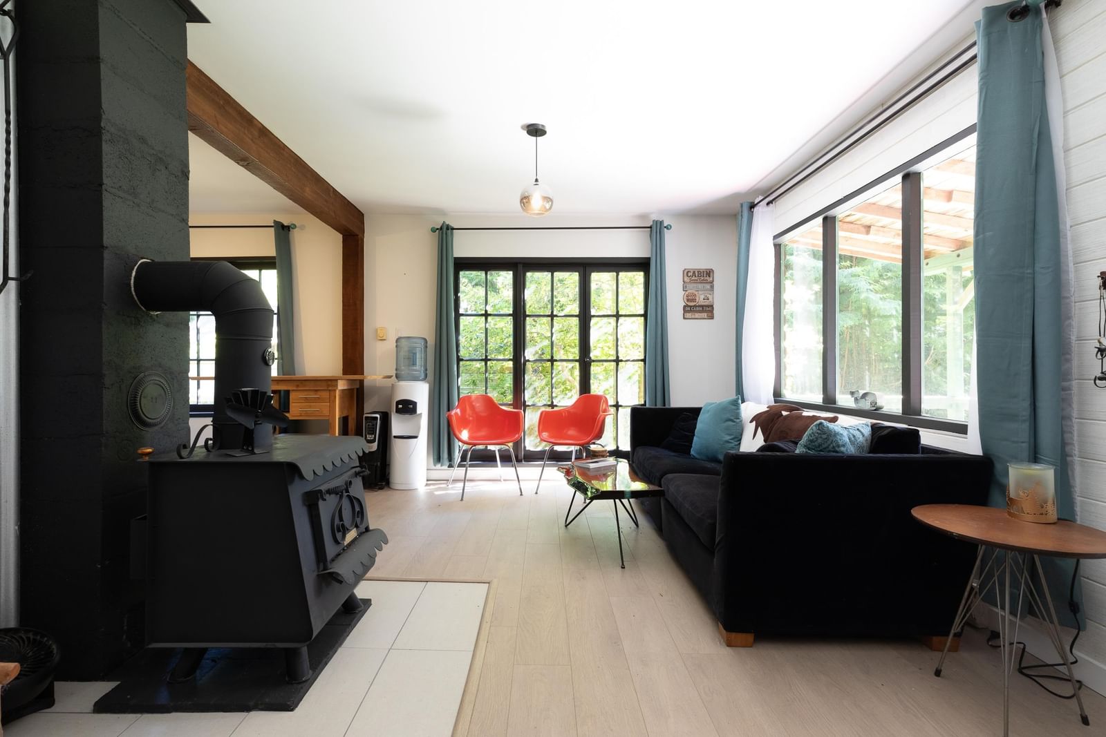 Listing Image 11