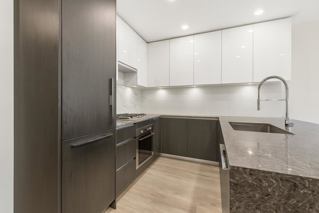 2507 - 5333 Goring Street