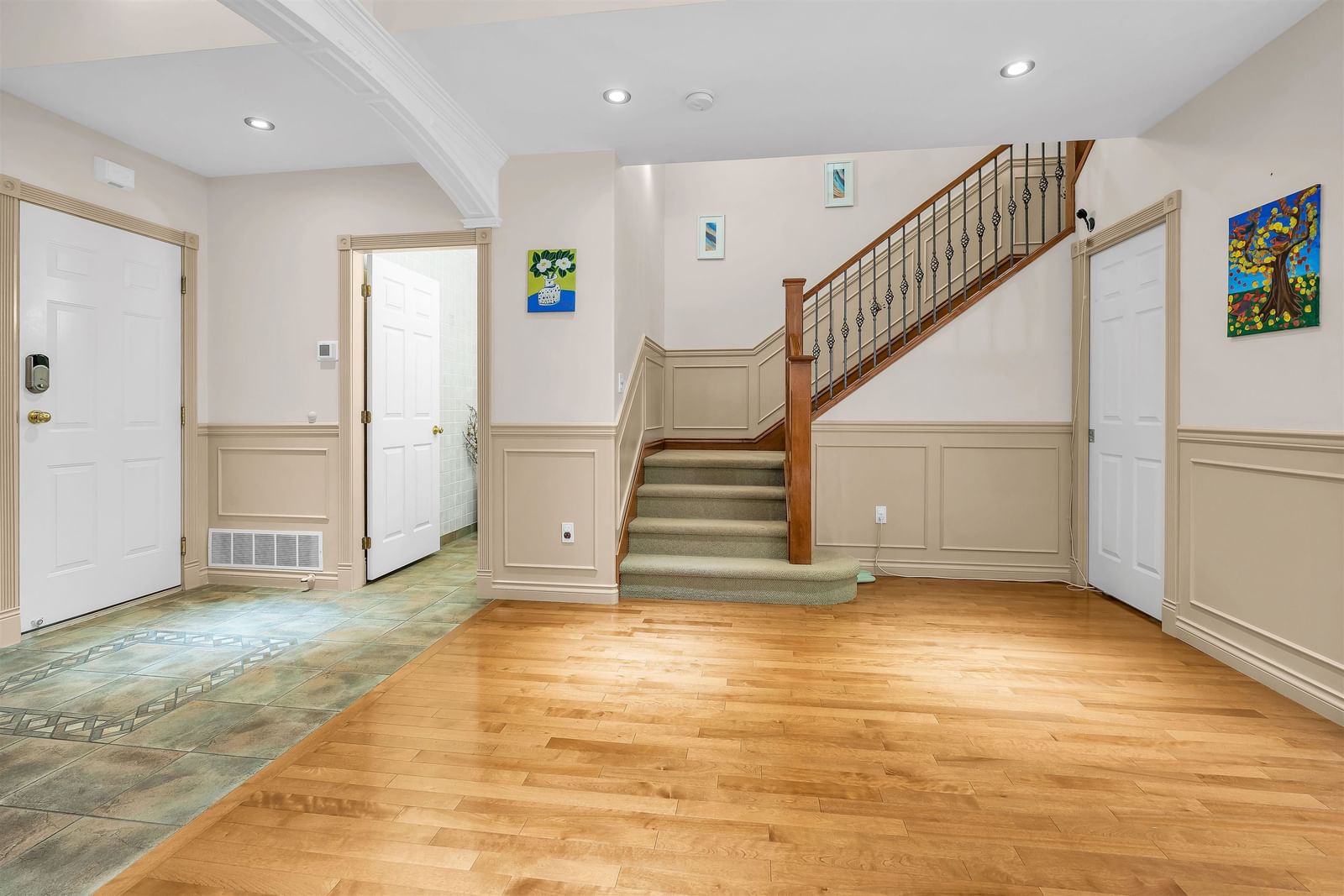Listing Image 14