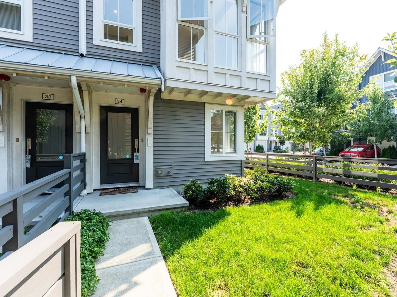 Listing Image 9