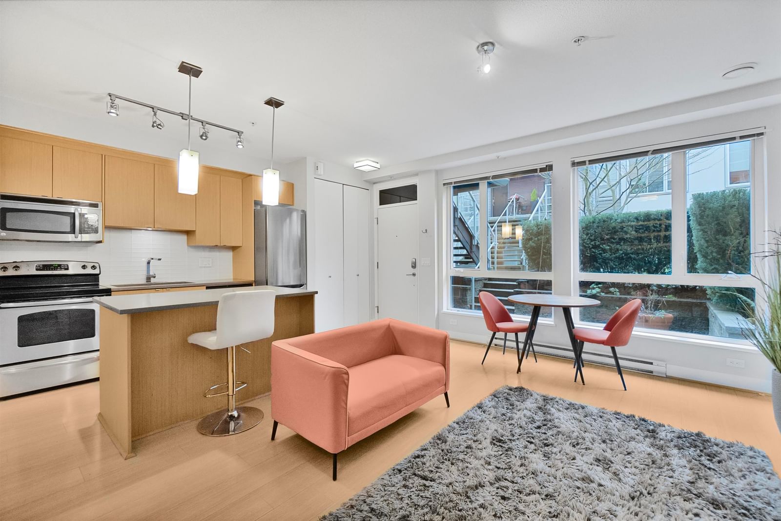 Listing Image 1