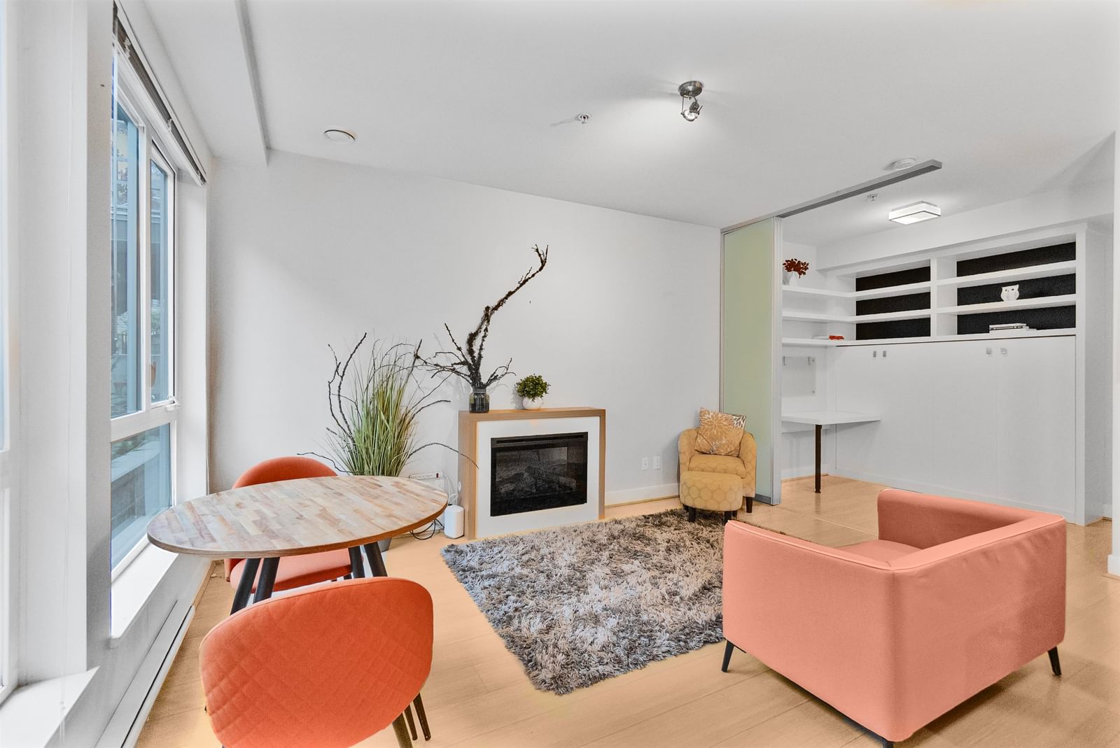 Listing Image 9