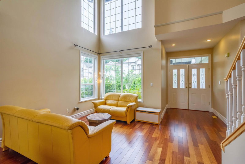 2115 Berkshire Crescent, Coquitlam, V3E 3N4 | Image 2