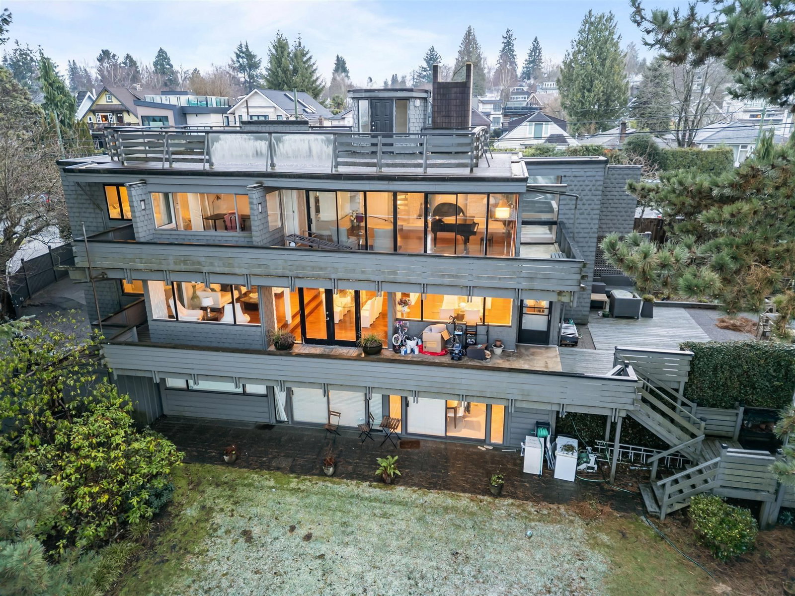Listing Image 19