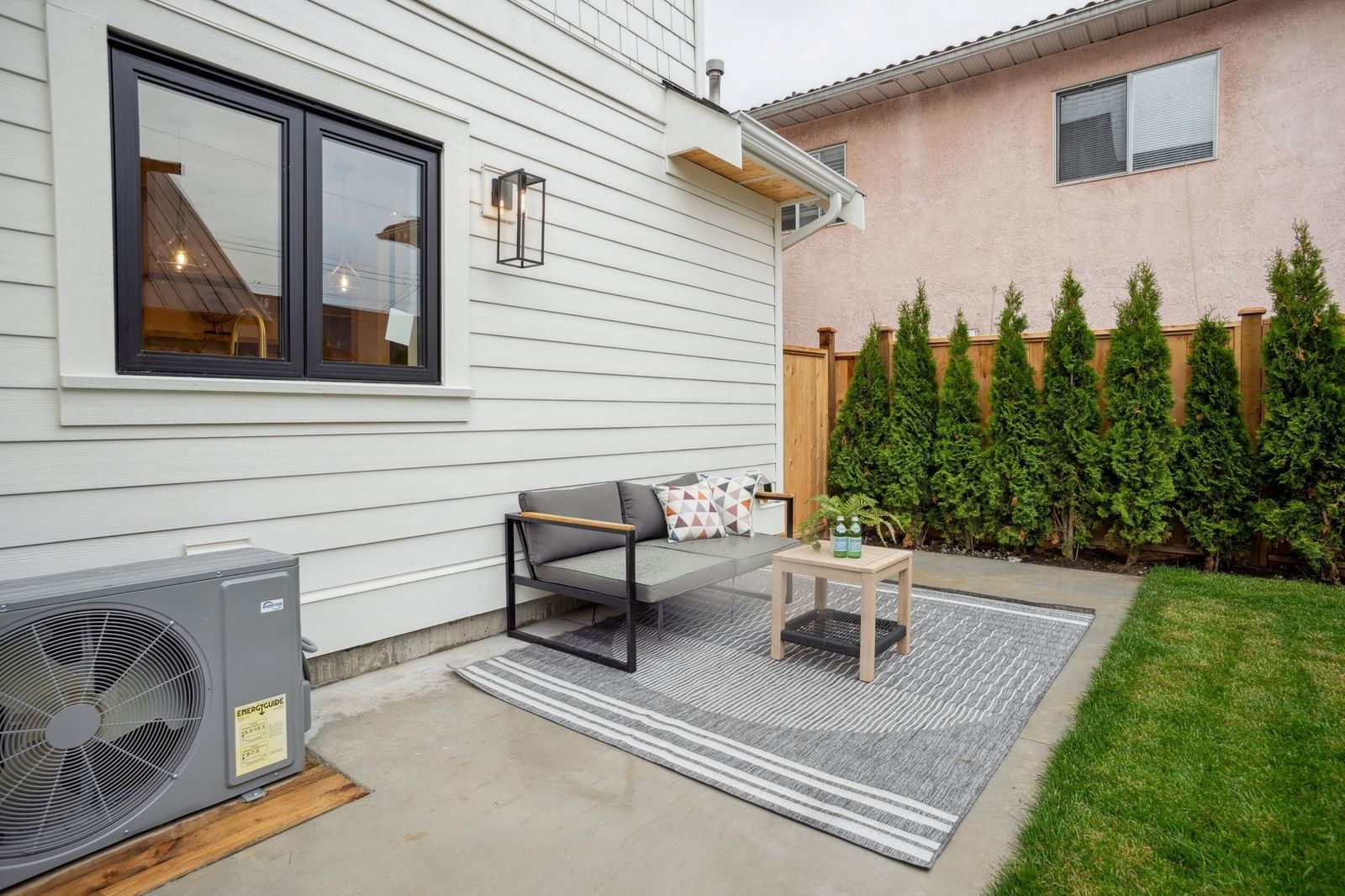 Listing Image 19