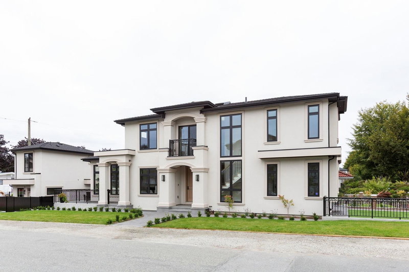 811 Madison Avenue, Burnaby, V5C 2X4 | Image 2