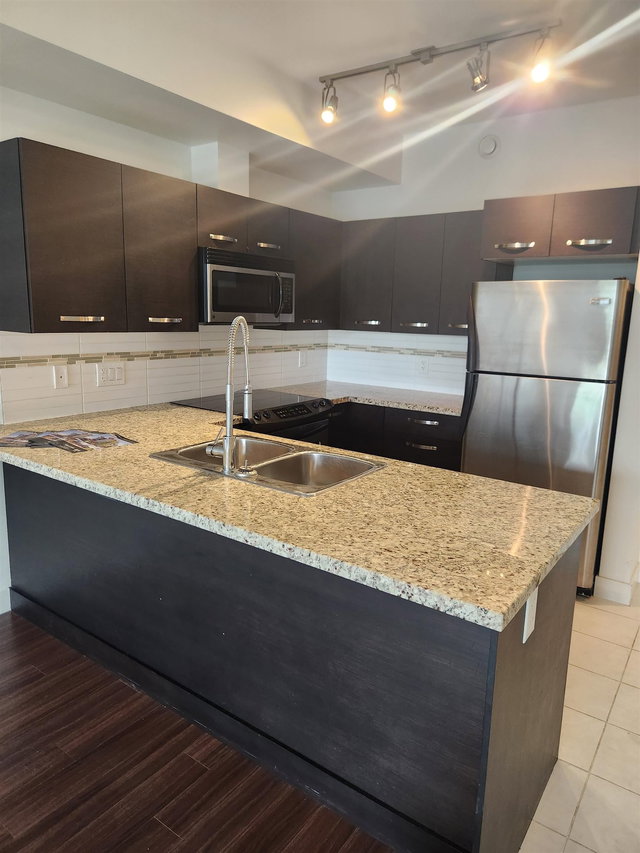 304 - 1975 Mccallum Road