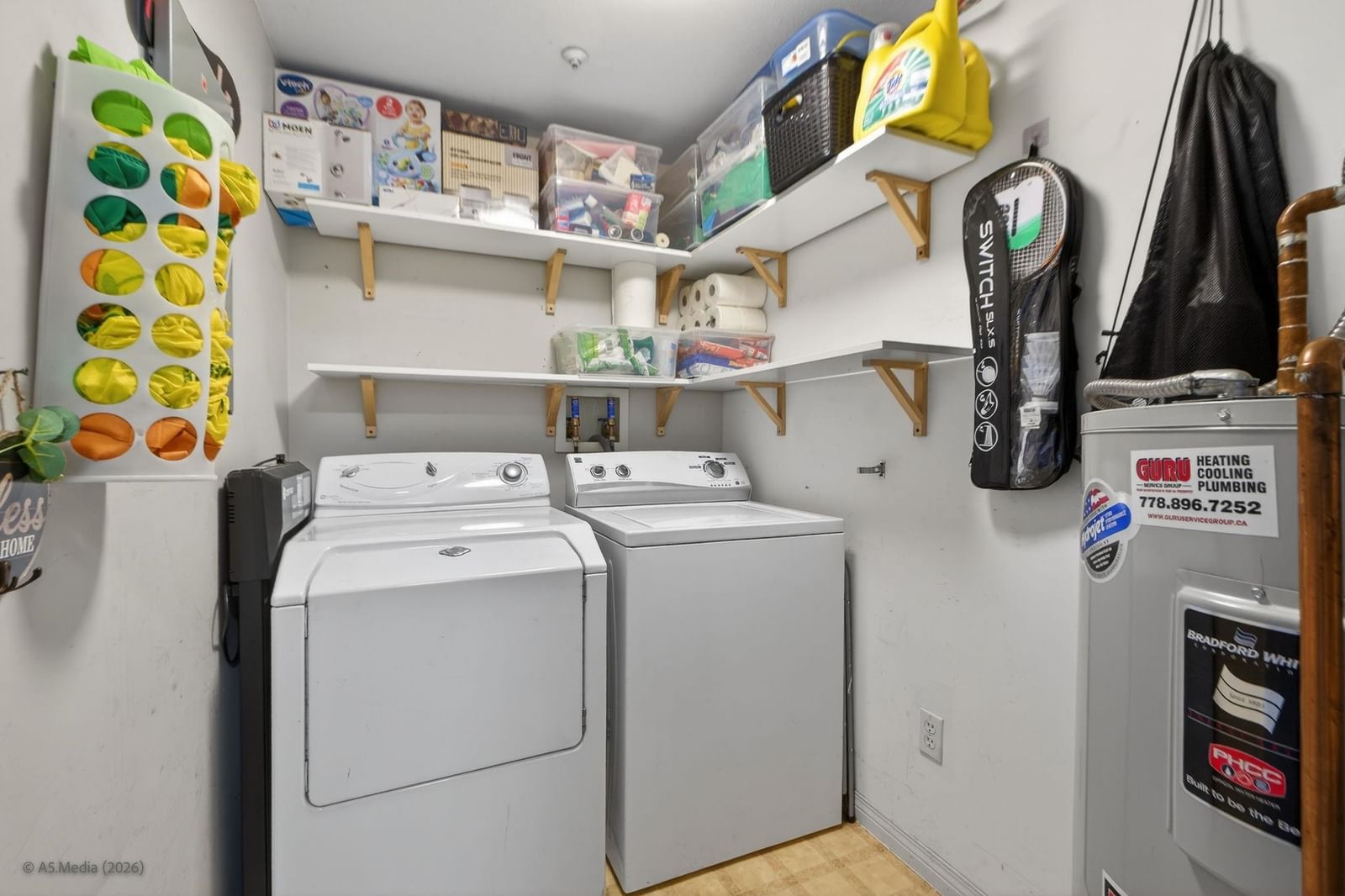 Listing Image 19
