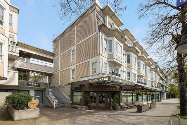 307 - 2545 Broadway W