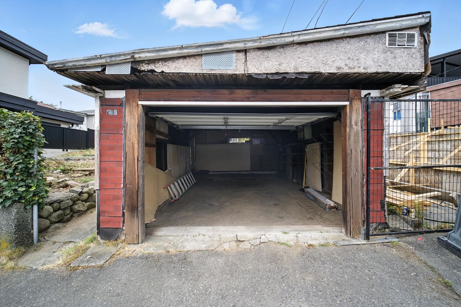Listing Image 33