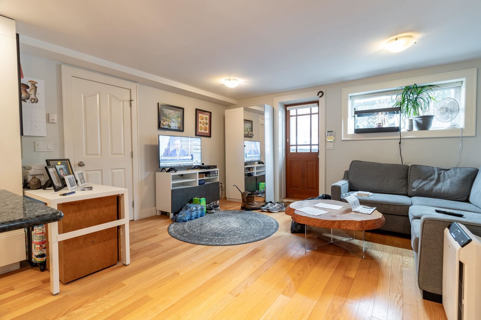 Listing Image 18