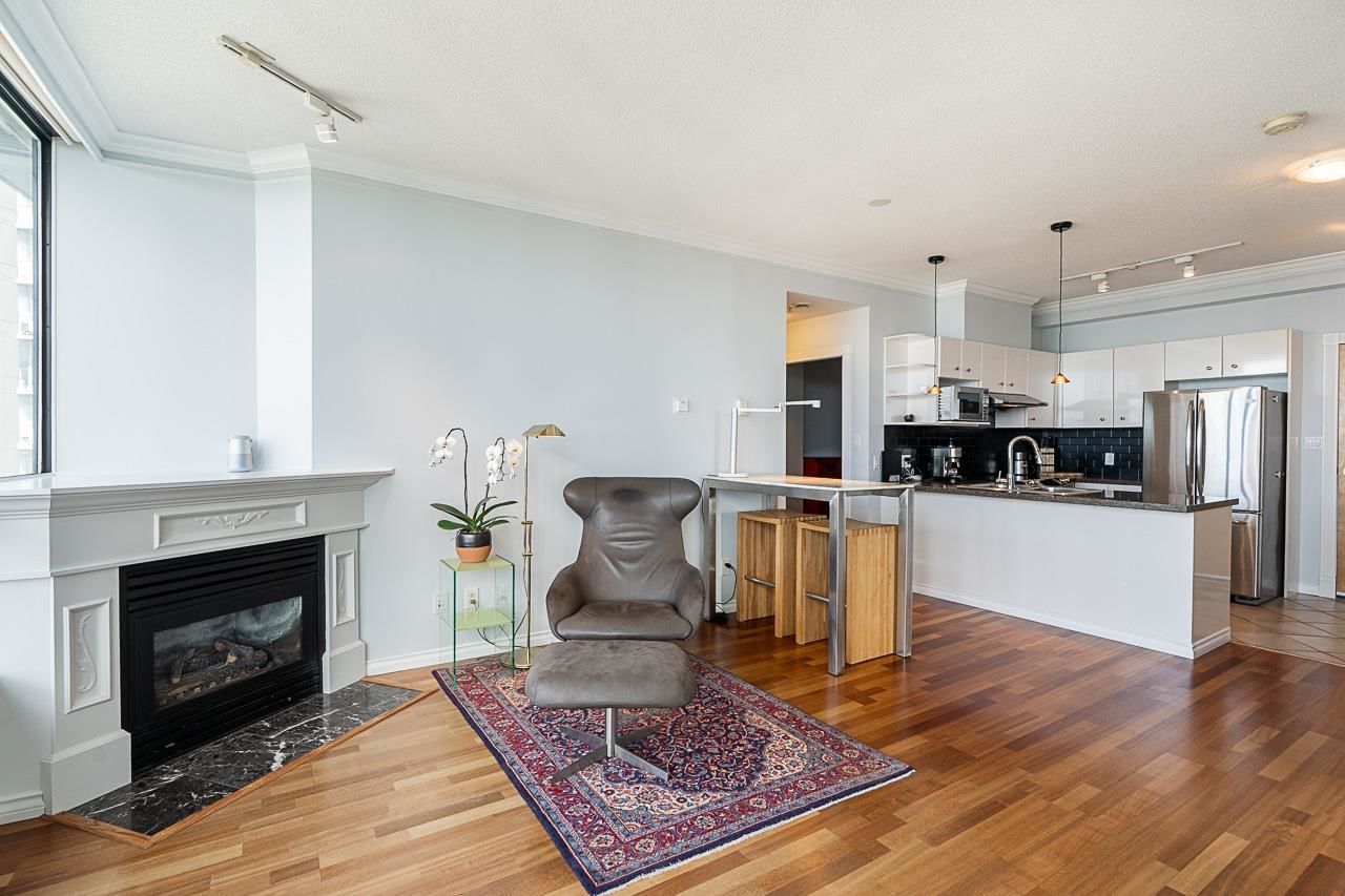 Listing Image 14