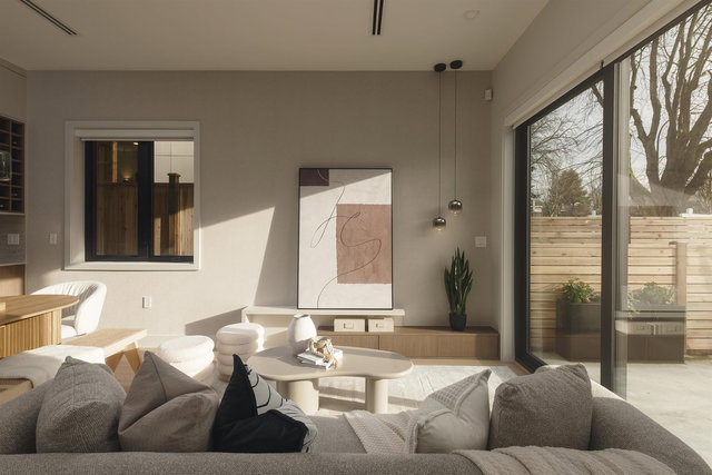 1 - 2637 12th Avenue W