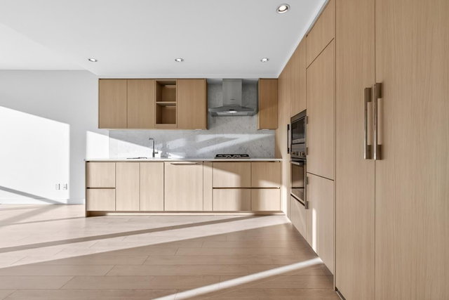 1603 - 4730 Lougheed Highway