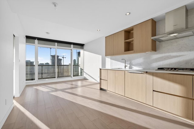 1603 - 4730 Lougheed Highway