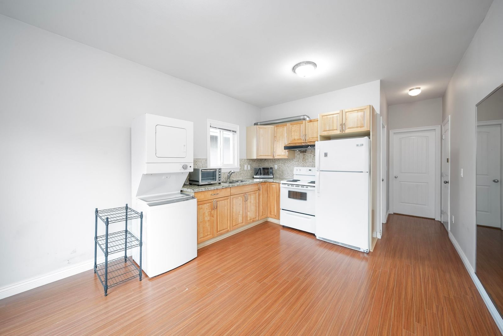 Listing Image 17