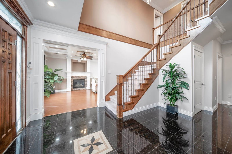 6391 Neville Street, Burnaby, V5E 1A5 | Image 3