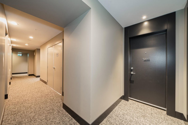 1806 - 567 Clarke Road, Coquitlam, V3J 0K7 | Image 2