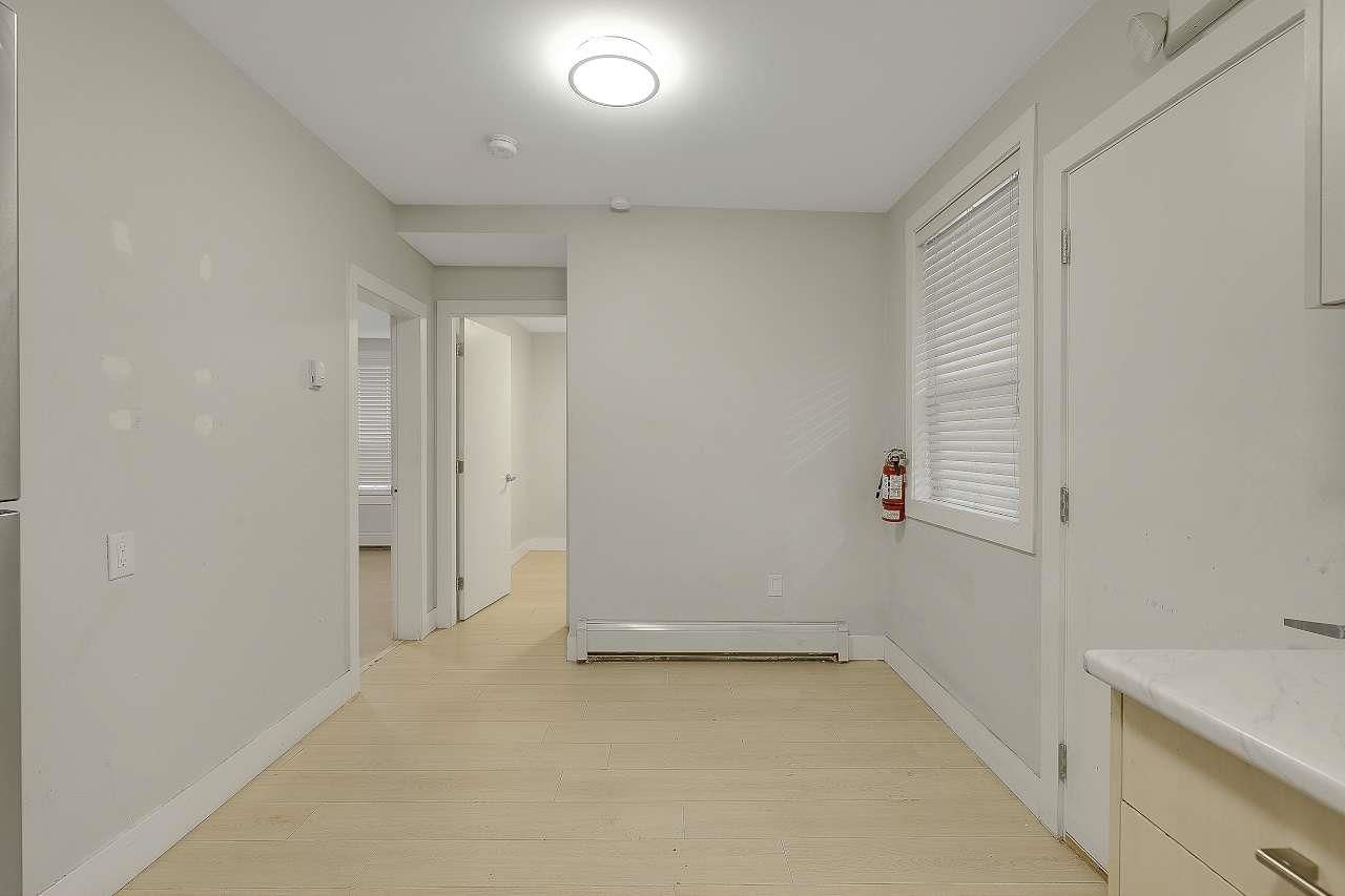 Listing Image 24