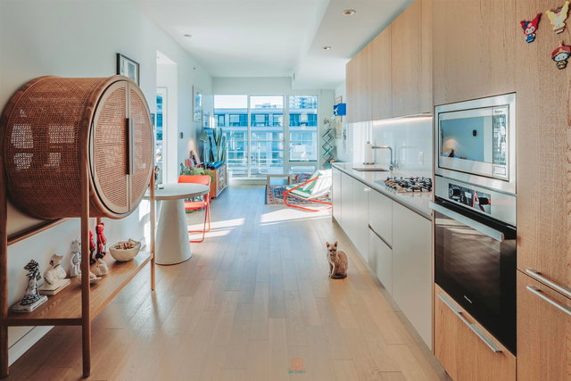 401 - 6699 River Road