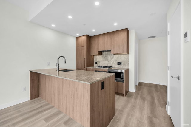 1608 - 626 Claremont Street