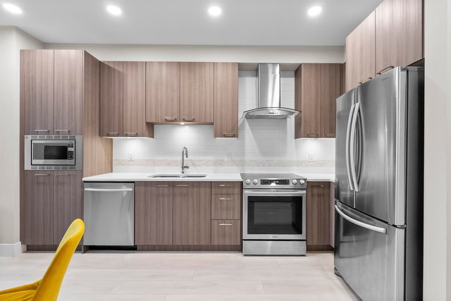 213 - 4690 Hawk Lane