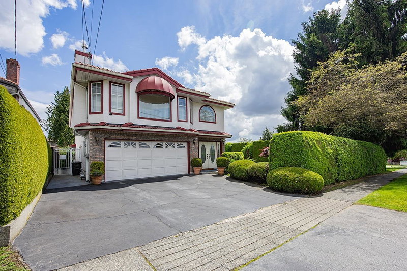 7168 Sussex Avenue, Burnaby, V5J 3V3 | Image 2