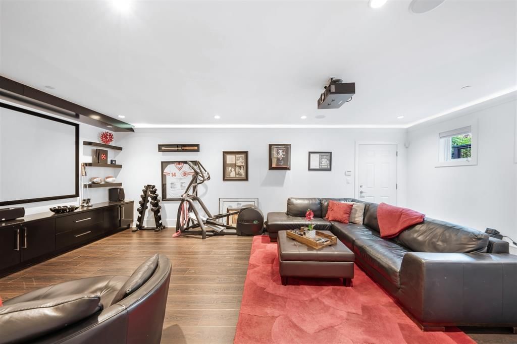 Listing Image 32