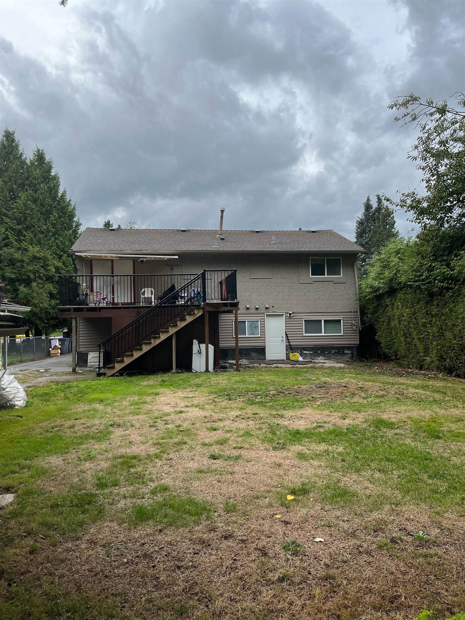 Listing Image 17
