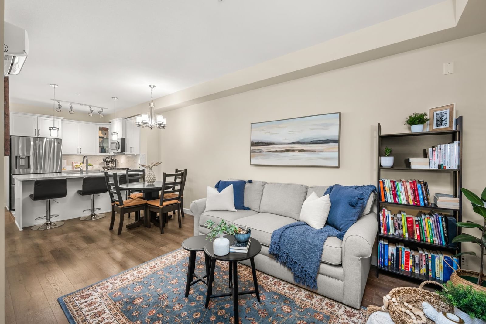 Listing Image 15