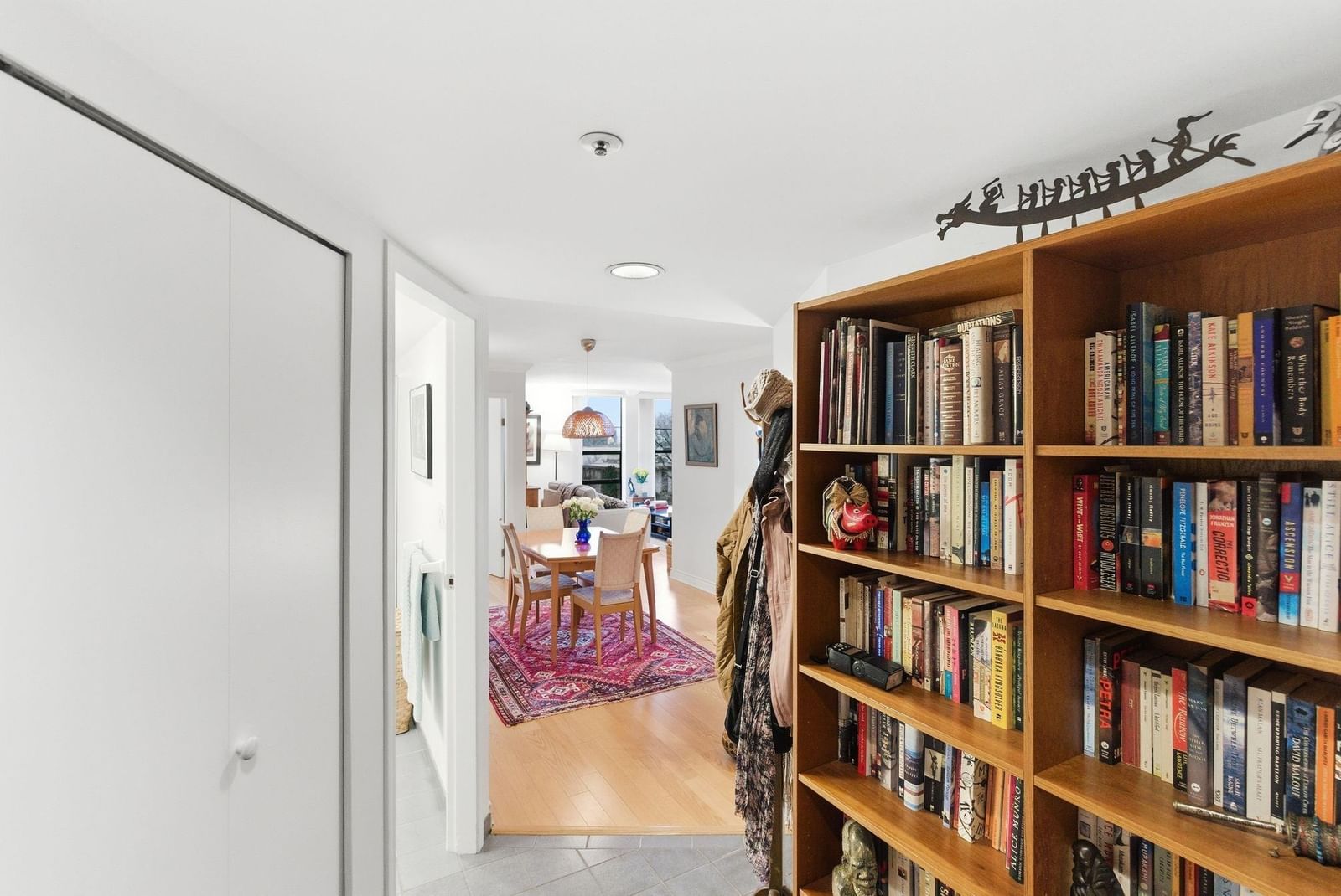 Listing Image 20