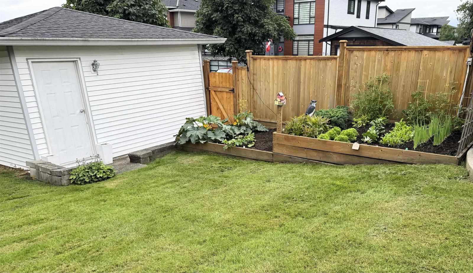 Listing Image 19
